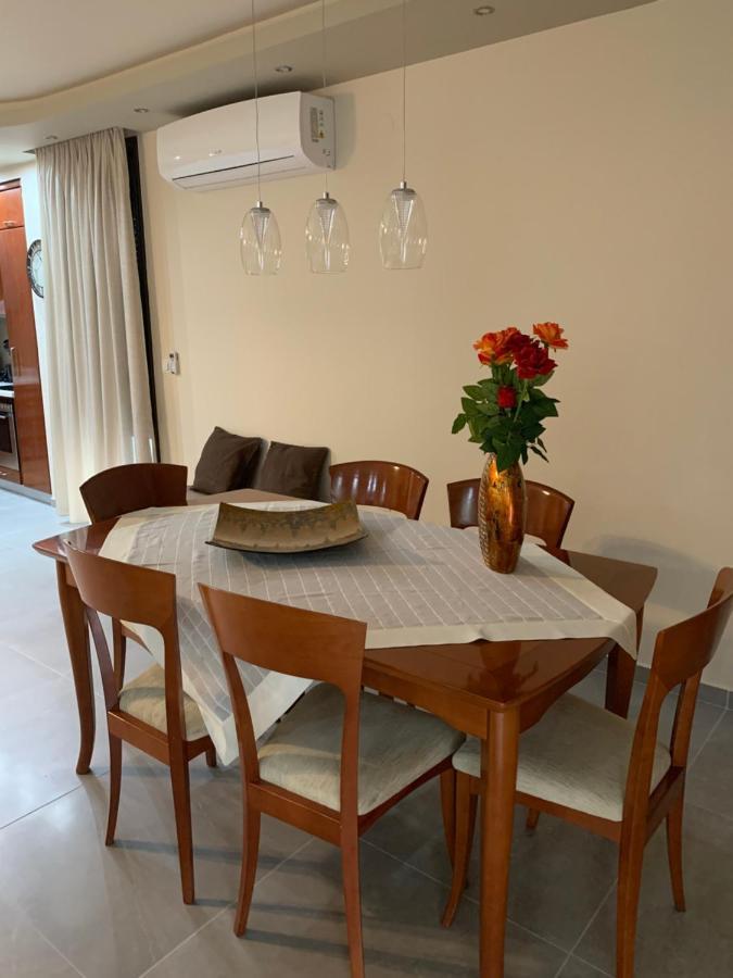 Aretousa - Center Luxury Suites 1 Nea Peramos  Exterior photo
