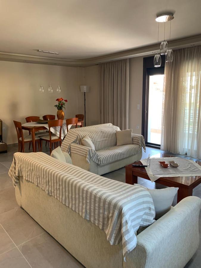 Aretousa - Center Luxury Suites 1 Nea Peramos  Exterior photo