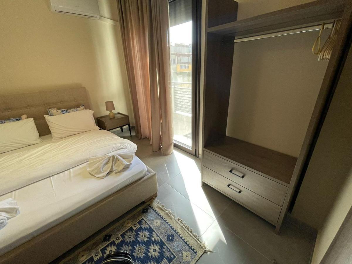 Aretousa - Center Luxury Suites 1 Nea Peramos  Exterior photo
